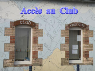 Accs  au  Club